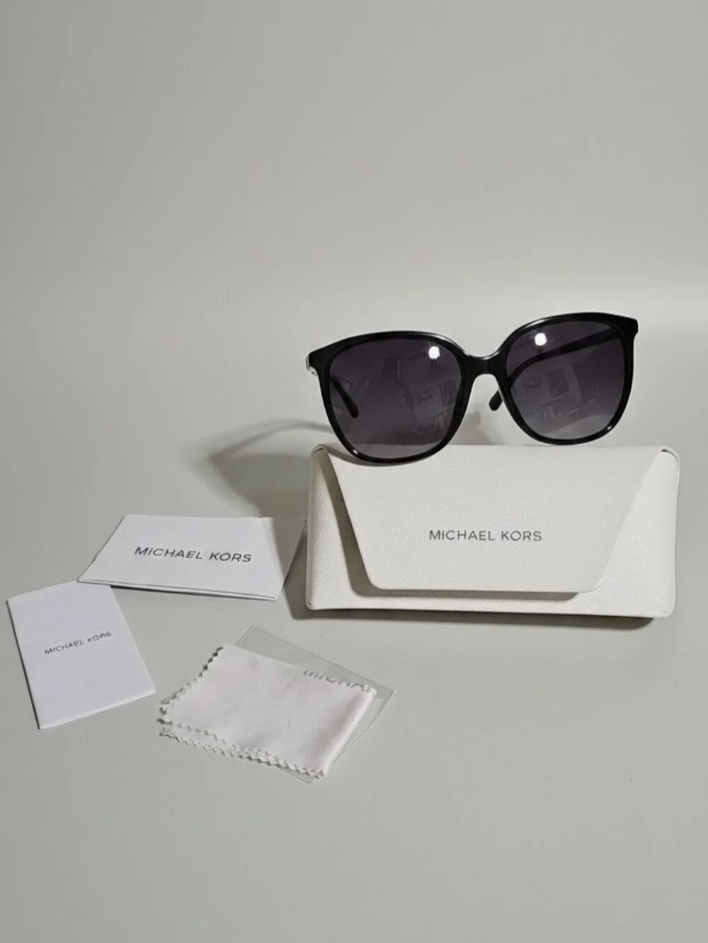 Michael Kors Anaheim Black Square Frame Sunglasses MK2137U ~ GUC